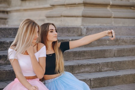 How Aries and Gemini Form Lasting Friendships: A Deep Dive into Air and Fire Dynamics
