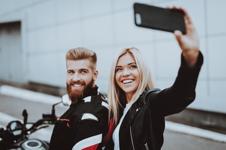 Dating a Virgo: Expectations, Red Flags, and Relationship Advice for American Singles