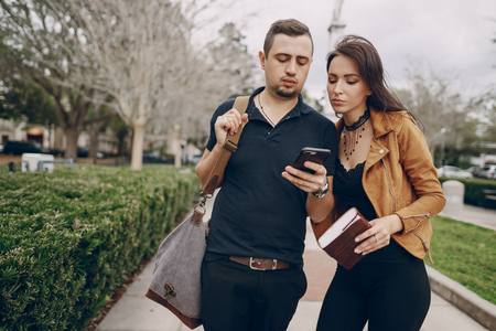 Leo Men in the U.S.: What Sets Them Apart in Business and Relationships?